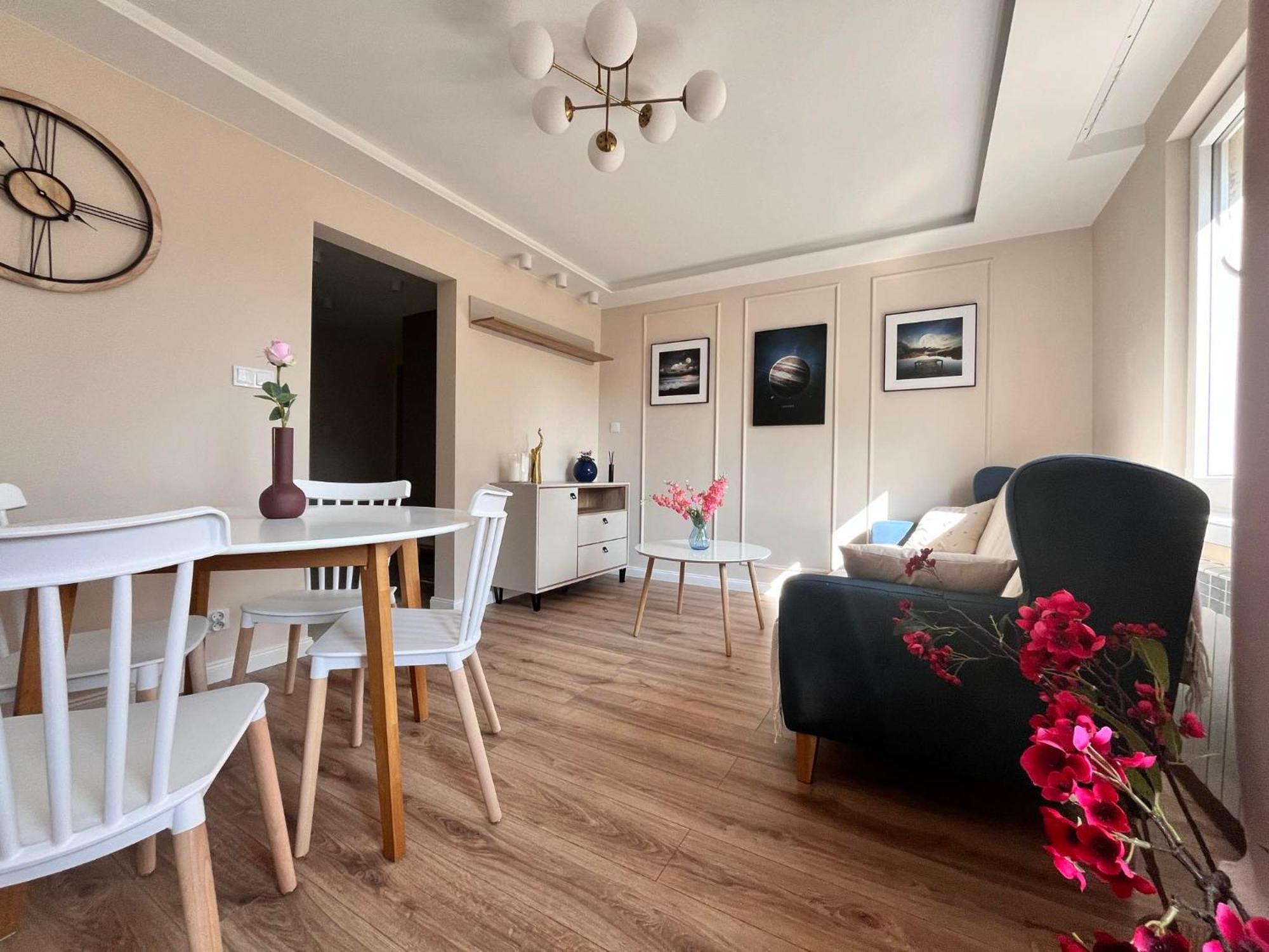 Prestige Apartment Bohaterow Warszawy Кельце Экстерьер фото